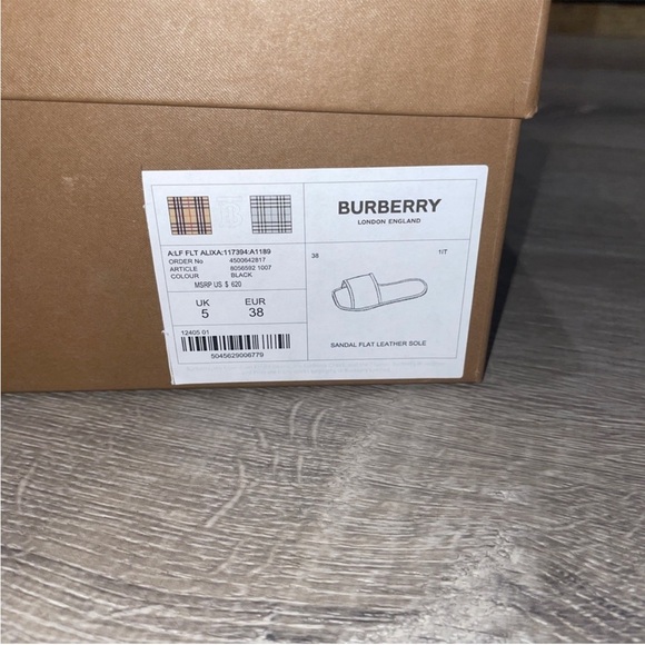 AUTHENTIC BURBERRY SLIDES - Picture 7 of 9